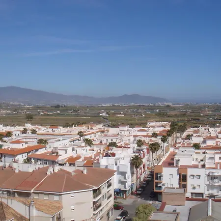 Guest house Mari Carmen Salobrena